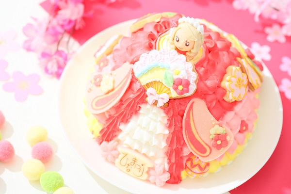 株式会社FLASHPARKのひなまつりにちなんだ十二単ケーキ