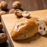 くるみパンの日(毎月3日)|意味や由来・広報PRに活用するポイントと事例を紹介