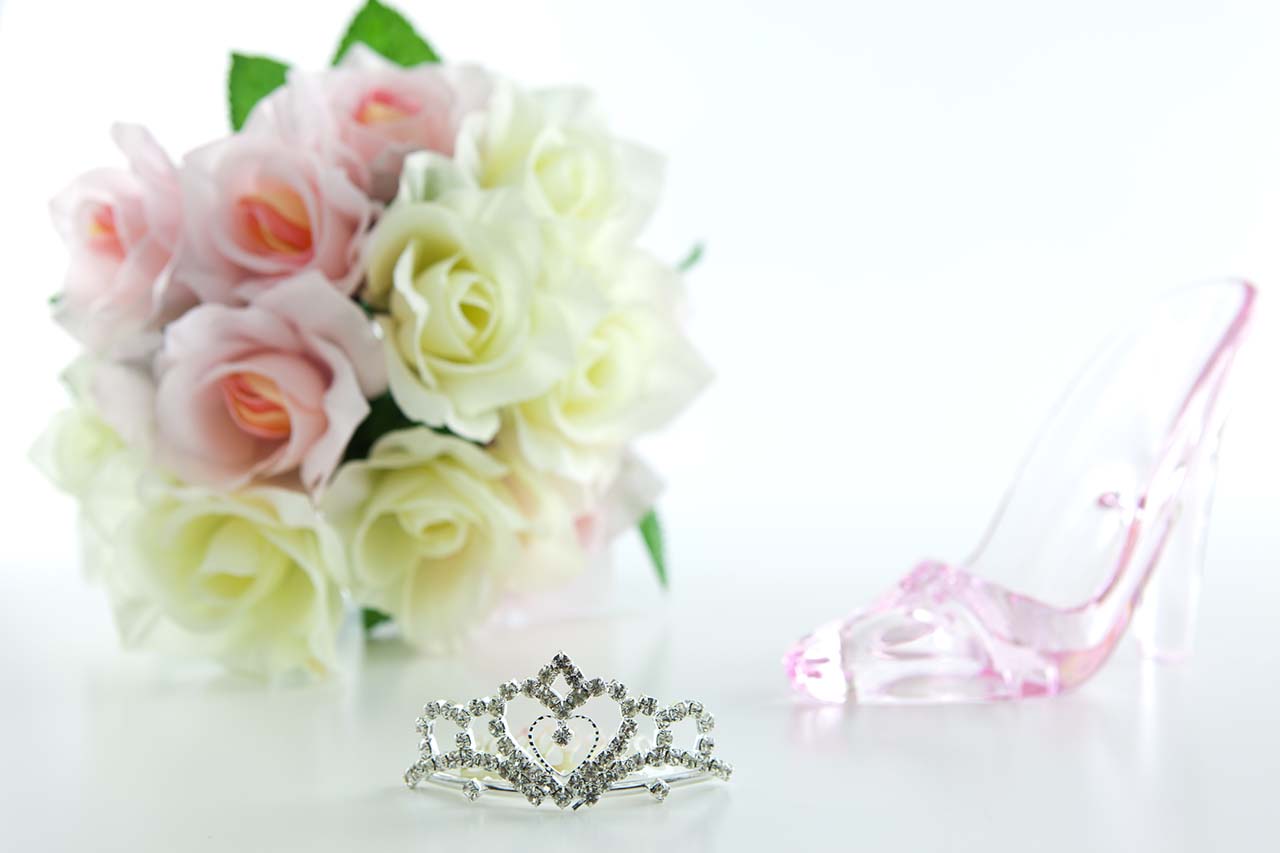 シンデレラデー(12月31日)|意味や由来・広報PRに活用するポイントと事例を紹介