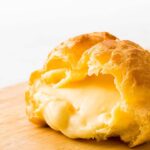 シュークリームの日(毎月19日)|意味や由来・広報PRに活用するポイントと事例を紹介