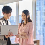 サービスサイトとは?コーポレートサイトとの3つの違いや、作成時のポイントを解説