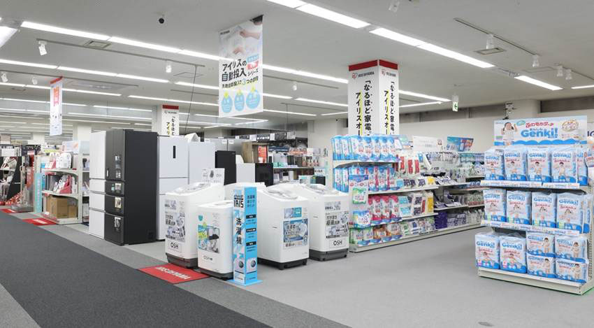 アイリスオーヤマのショールーム。多種多様な商品が並ぶ
